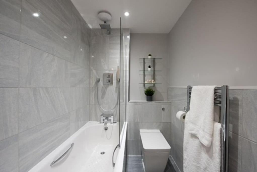 Beautiful, Spacious 1 Bed Flat Μπρέντγουντ Εξωτερικό φωτογραφία